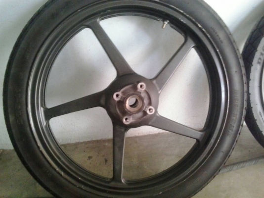 ขายล้อแม็กแท้โซนิิค คู่ละ1300 บาท 0855155980