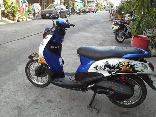 Fino ปี 53 ท่ออาร์ม สีน้ำเงิน ขาว ชุดสีสวย เครื่องแน่นๆ ทดลองขับได้จ้า เอกสารครบ