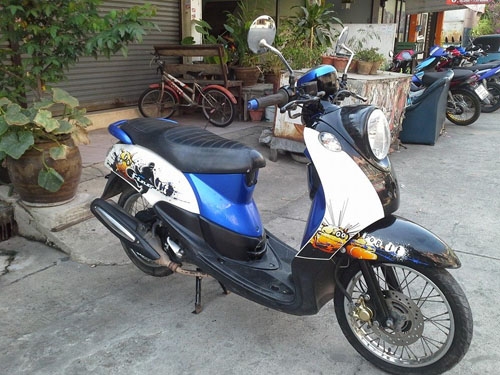 Fino ปี 53 ท่ออาร์ม สีน้ำเงิน ขาว ชุดสีสวย เครื่องแน่นๆ ทดลองขับได้จ้า เอกสารครบ