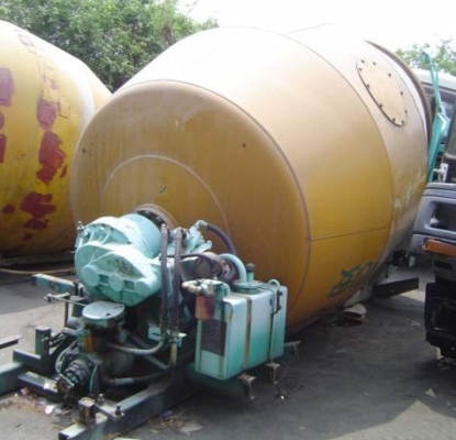 โม่ผสมคอนกรีต 5 คิว  ของญี่ปุ่น