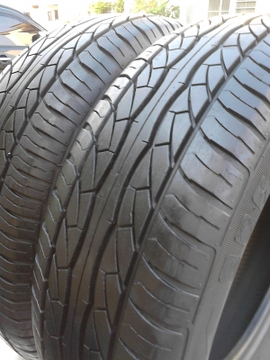 175/70R13 MAXXIS   มี 2 เส้น  TEL.081-427-3941