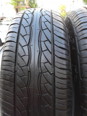 175/70R13 MAXXIS มี 2 เส้น TEL.081-427-3941 175/70R13 MAXXIS มี 2 เส้น TEL.081-427-3941