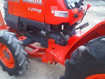 ขายรถไถ Kubota L 3408 (4WD) พร้อมมีดดันหน้า