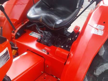 ขายรถไถ Kubota L 3408 (4WD) พร้อมมีดดันหน้า