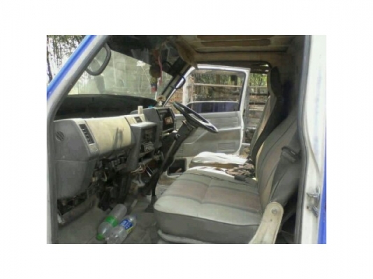 ขายดัมพ์ISUZU NKR 110แรง เครื่องดี แชสซีสวย เอกสารพร้อมโอน