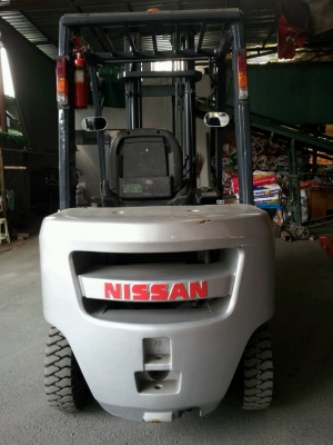 nissan2.5ton เกียร์ ออโต้