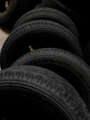 225/70R15 MICHELIN LATITUDE ขายชุด 4 เส้น TEL.081-427-3941