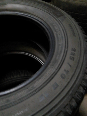 225/70R15 MICHELIN LATITUDE ขายชุด 4 เส้น TEL.081-427-3941
