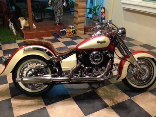 ขาย YAMAHA DRAGSTAR CLASSIC 400CC ปี2000 สรรพสามิต เก็บงานใหม่หมด