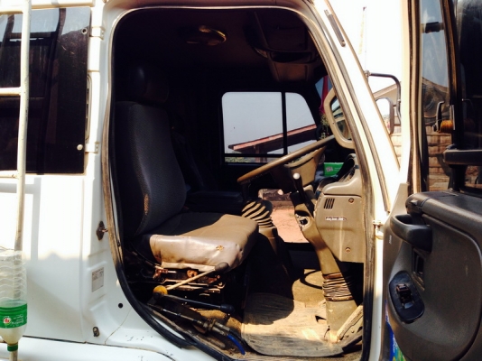 ขาย!!!! หกล้อกลาง NISSAN UD