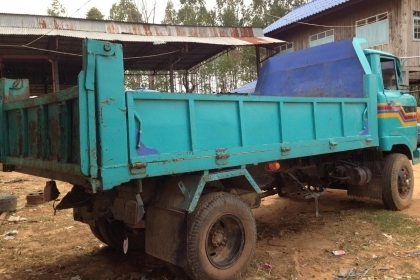 ***ขายแล้วครับขอบคุณ Truck2hand ขาย 6ล้อดั๊มดิน HINO KM310 เครื่องเดิมหัวเดิม เครื่องDQ100 110HP แห้งดี ไม่เยิ้ม ช่วงล่างแน่น คัสซีดี ล้อ6น็อตFหน้า หลังเดิม กระบะดั๊มเหล็กยิงหน้า 3.50ม.สภาพดีพื้นดีข้างดีไม่ผุ ยาง8.25ดี6เส้น หัวเก๋งดีไม่ผุภายในคอนโซลครบ ขา ***ขายแล้วครับขอบคุณ Truck2hand ขาย 6ล้อดั๊มดิน HINO KM310 เครื่องเดิมหัวเดิม เครื่องDQ100 110HP แห้งดี ไม่เยิ้ม ช่วงล่างแน่น คัสซีดี ล้อ6น็อตFหน้า หลังเดิม กระบะดั๊มเหล็กยิงหน้า 3.50ม.สภาพดีพื้นดีข้างดีไม่ผุ ยาง8.25ดี6เส้น หัวเก๋งดีไม่ผุภายในคอนโซลครบ ขา