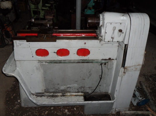 ขายครับขายเครื่องกลึงคุณภาพจากประเทศ อังกฤษ ขนาด 4 ฟุต สองเพลา รูผ่าน 1.2" สวิงผ่านราง 10" ยันศูนย์เพลา 20" กลึงเกลียว เดินฟิตได้ปกติ สวย พร้อมใช้ ไฟ 380V 38000 บาท 0814583376 ช่างเอก มีบริการจัดส่งทั่วประเทศ