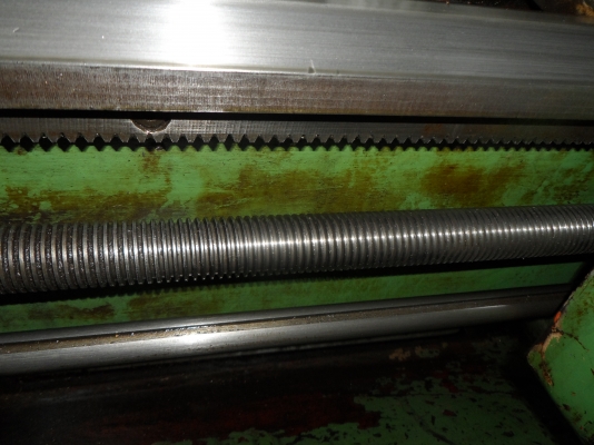 ขายครับขายเครื่องกลึง 5.5 ฟุต ไต้หวัน ยี่ห้อ tmc 400*800 สี่เพลาตัด มีเบรค สภาพพร้อมใช้ 85000 บาท 0814583376 ช่างเอกมีบริการจัดส่งทั่วประเทศ