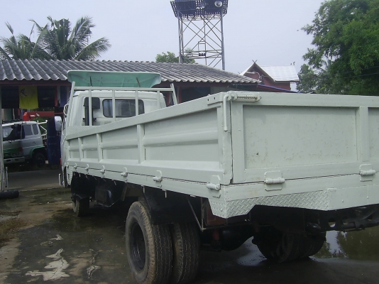 ขายด่วน รถ 6 ล้อ HINO KM 779  ราคาถูก (อยากขาย)