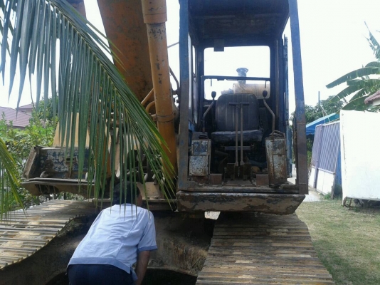 ขายเหมารถแมคโคแทคเตอร์3 คัน 690000บาทด่วนคับ