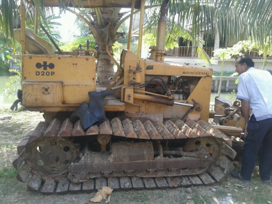 ขายเหมารถแมคโคแทคเตอร์3 คัน 690000บาทด่วนคับ