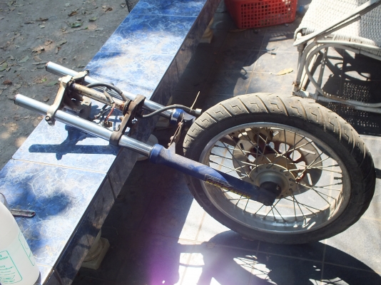 ขายโช้คแผงคอ vr150 ครบชุด สวย สวย แกนไม่มีรอย