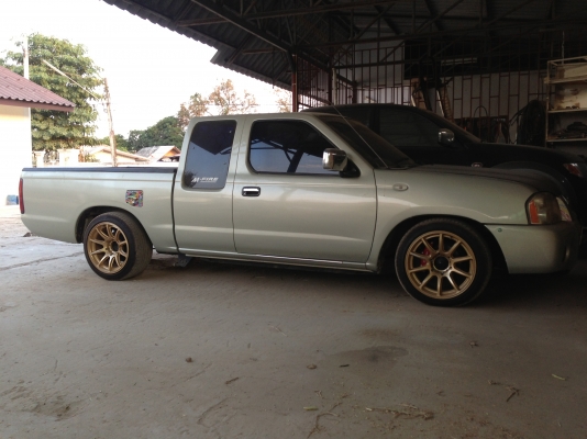 ขายรถนิสสันฟรอนเทียร์