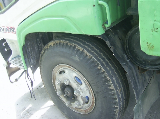 ขายด่วน รถ 6 ล้อ HINO FC   ราคาถูก (อยากขาย)