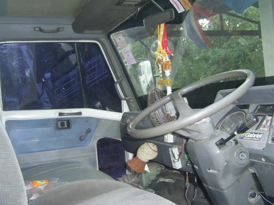 ขายด่วน รถ 6 ล้อ HINO FC   ราคาถูก (อยากขาย)