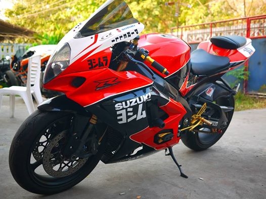 ขายดาวน์ Suzuki K8 พร้อมทะเบียนแท้ ขายดาวน์ Suzuki K8 พร้อมทะเบียนแท้