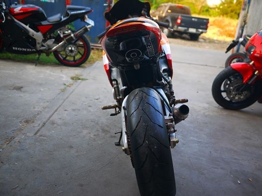 ขาย CBR92 ตัวคาร์บูร์ไฟฟ้า แฟริ่ง CBR1000 2008 พร้อมทะเบียนแท้ ท่อสูตร over