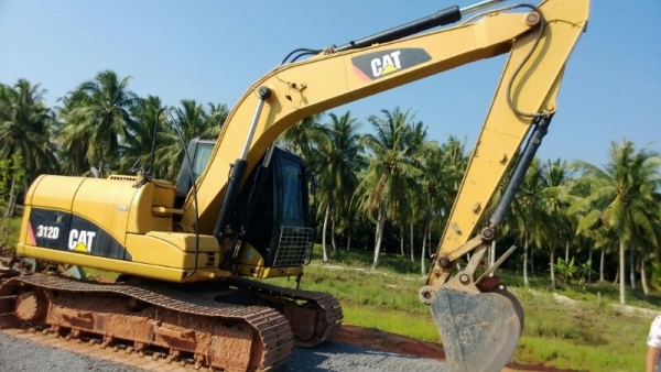 รถแบคโฮ CAT  312D  ( รถทำงาน 3,8xx ซม. )   สนใจติดต่อ 081 - 6079515