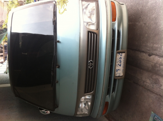 รถตู้ หัวจรวด