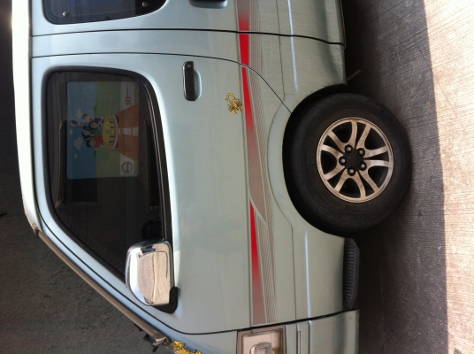 รถตู้ หัวจรวด