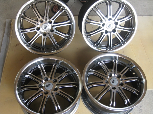 ล้อแม็ก wwork ขอบ17 114x5รู สภาพใหม่มาก ราคาถูกครับ