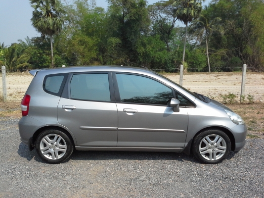HONDA JAZZ  AT  ปี 2005