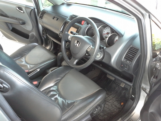 HONDA JAZZ  AT  ปี 2005