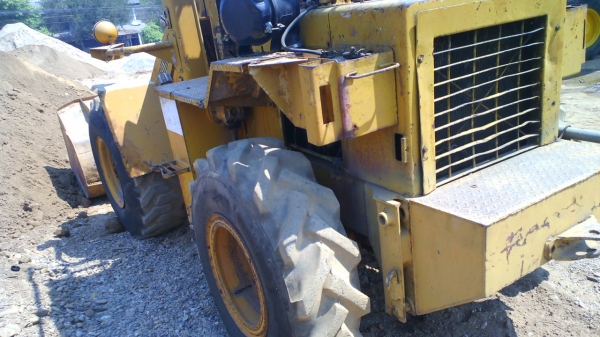 รถตัก FURUKAWA FL80 หรือ แลกกับรถหกล้อขนาด 3 คิว ก็ได้ ชอบราคาเท่าไรต่อรองกันได้ครับ รถตัก FURUKAWA FL80 หรือ แลกกับรถหกล้อขนาด 3 คิว ก็ได้ ชอบราคาเท่าไรต่อรองกันได้ครับ