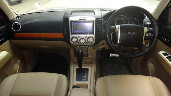 EVEREST - limited 2.5 AT EVEREST - limited 2.5 AT