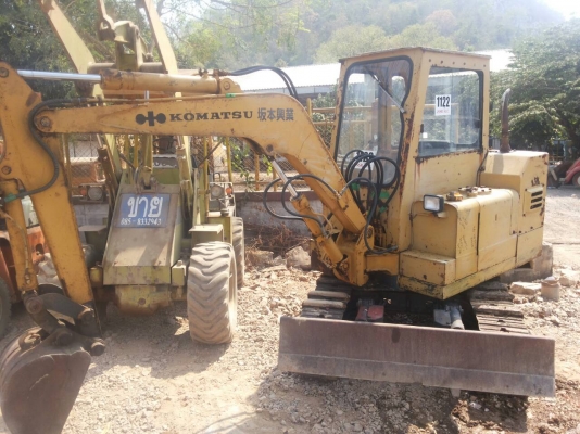 ขายรถขุดแบ็คโฮ KOMATSU  pc20-1  รถเก่านอก สภาพดีพร้อมใช้งาน มีเอกสารแจ้งจำหน่าย