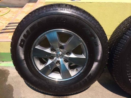 ขายล้อแม็กเดิม fortuner พร้อมยางใหม่ๆ