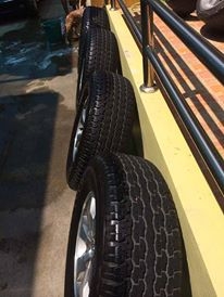 ขายล้อแม็กเดิม fortuner พร้อมยางใหม่ๆ