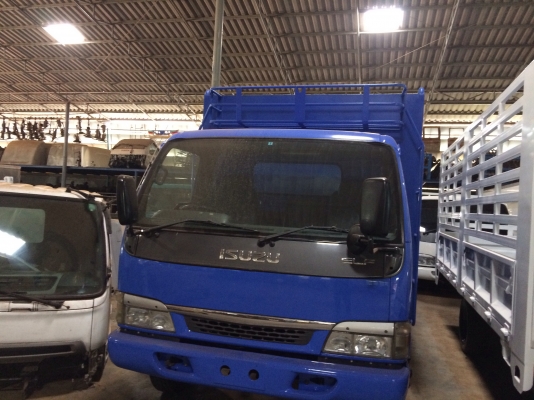 ขายดั๊มเกษตร 6 ล้ออีซูซุ NPR วางเครื่อง 6BD1 175 แรง