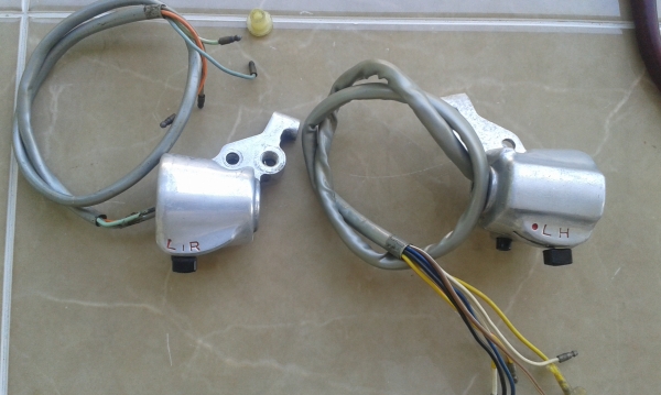 ขายสวิทช์แฮนด์ CB175 หรือจะแปลงใส่ C95 ก็ได้