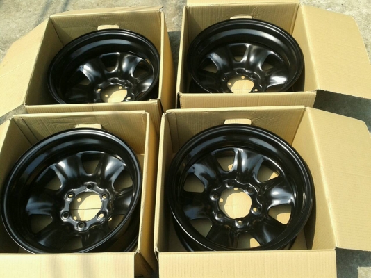 ขายล้อ OFF ROAD 16 ลบ 30 6 รู 139.7 สีขาวมุกขอบแดง ดำมุกขอบแดง และดำล้วน