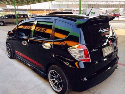 JAZZ -   i-VTEC 1.5 AT