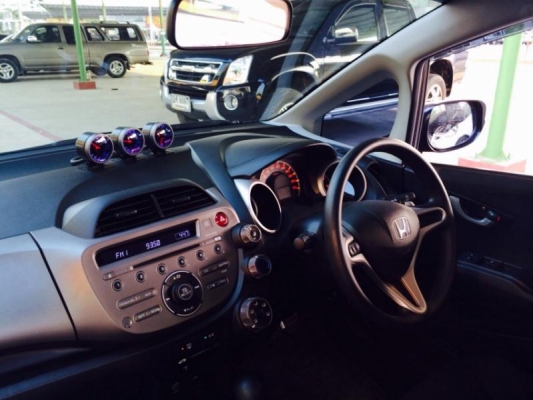 JAZZ -   i-VTEC 1.5 AT