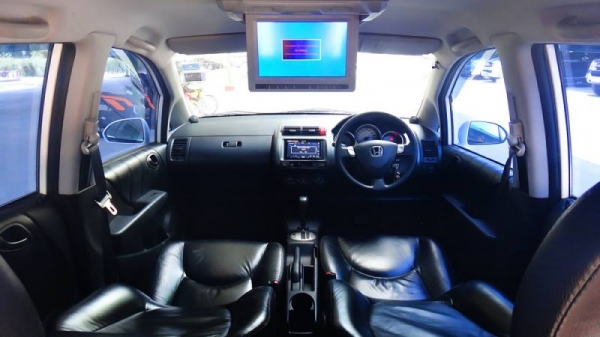 JAZZ - i-DSI 1.5 AT JAZZ - i-DSI 1.5 AT