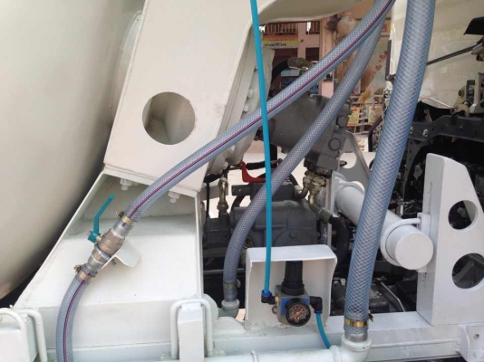 รับต่อรถโม่ปูน 4 คิว