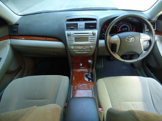 CAMRY - 2.0  AT