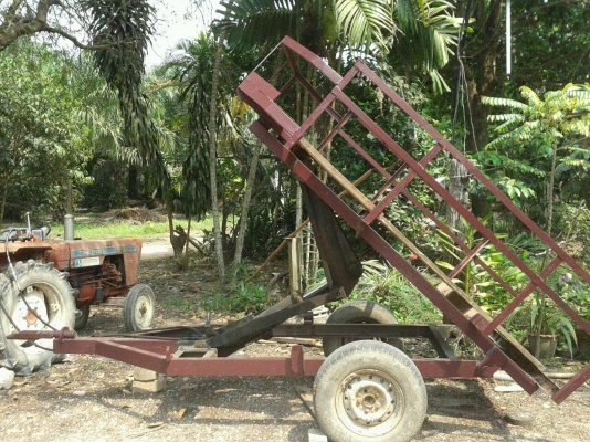 รถพ่วงดั้มพ์ สำหรับรถไถ สนใจสอบถามได้ครับ