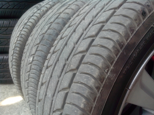 ขายแม็กวีออส ปี13พร้อมยางyokohama 185/60/15วิ่ง4000โล