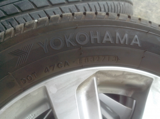 ขายแม็กวีออส ปี13พร้อมยางyokohama 185/60/15วิ่ง4000โล