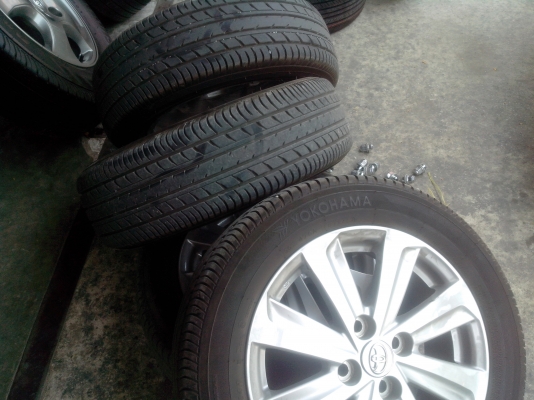 ขายแม็กวีออส ปี13พร้อมยางyokohama 185/60/15วิ่ง4000โล