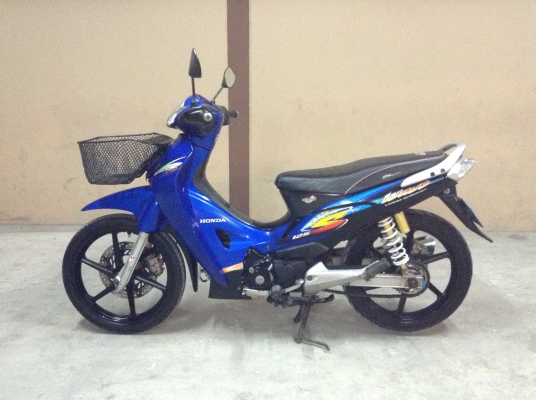 ขาย!!!เวฟ125s สต๊าทมือ ดิ๊สหน้าหลัง ล้อแม็ก รถเครื่องดีคับ ทะเบียนครบ ภาษีไม่หมด